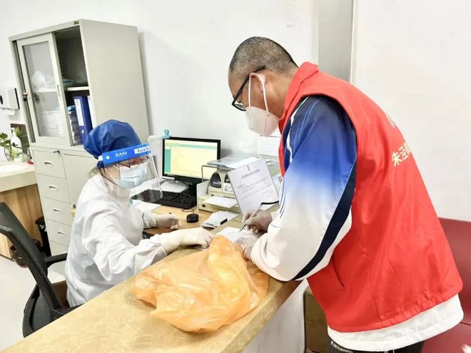 钦州24小时高价回收医保(24小时高价回收医保医保套出)